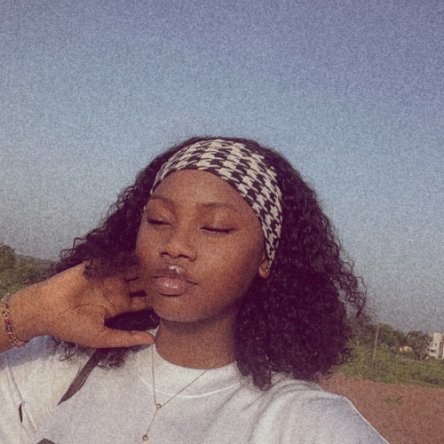 Dami B.