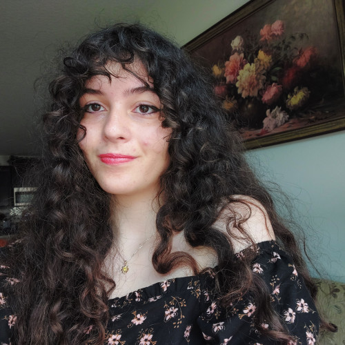 Mariel M. profile photo