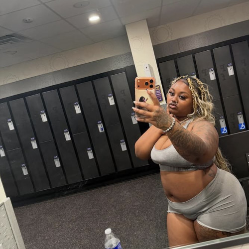 Moon M. profile photo