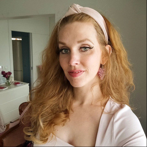 Favie R. profile photo