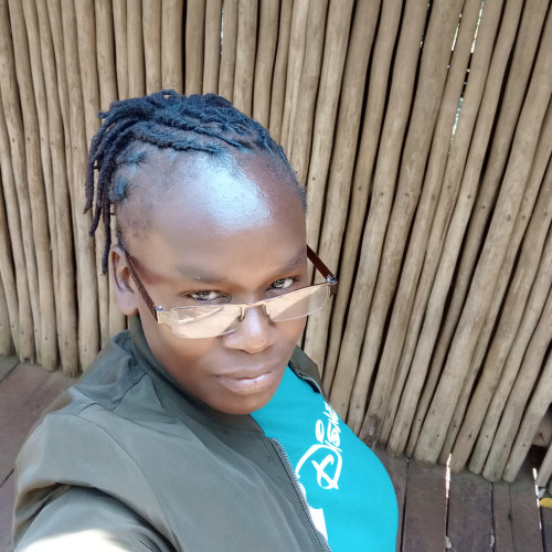 Esther  M. profile photo