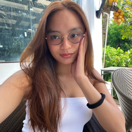 Nadia R. profile photo