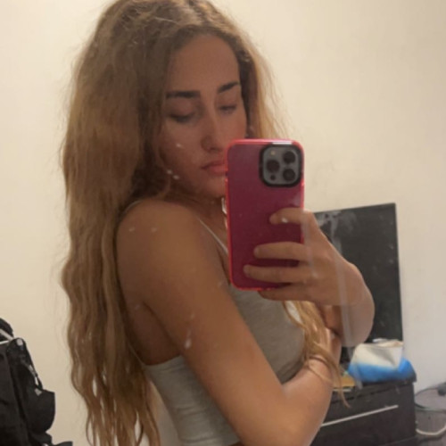 Sara M.