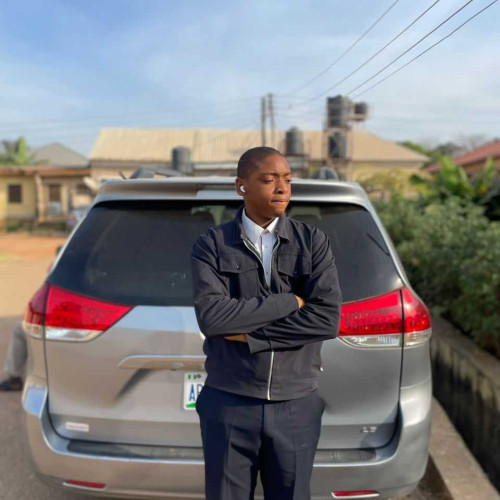 seal H. profile photo