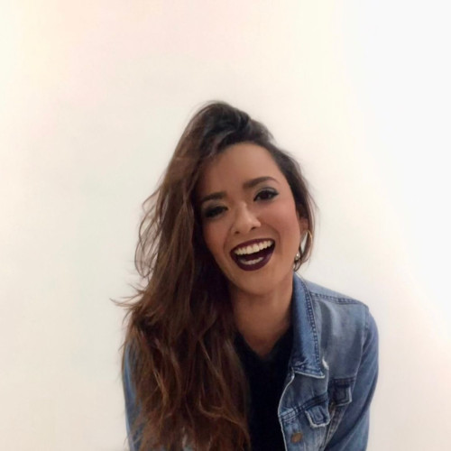 Anelise R.