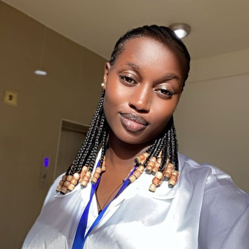 ESTHER T. profile photo