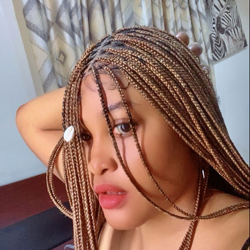 Sia L.