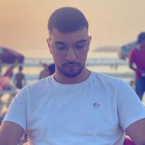 ZAKARIAE T.