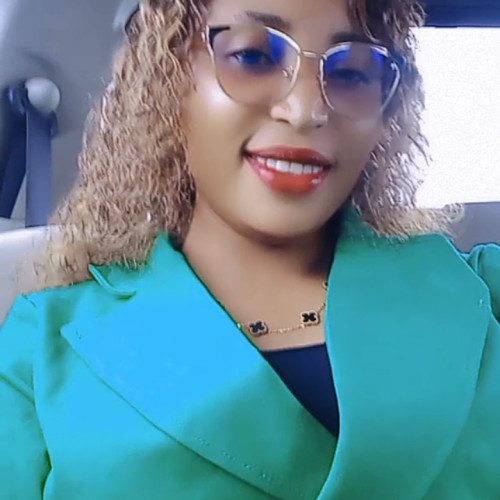 Juliah M. profile photo