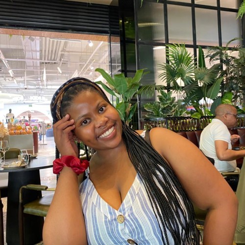 Siyolise M. profile photo