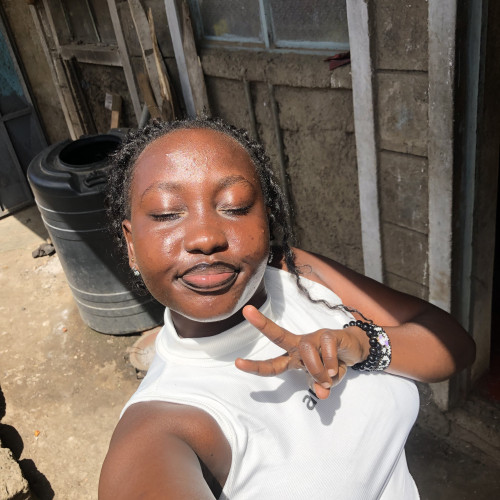 Roseline W. profile photo