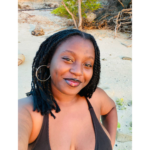 Lizie B. profile photo