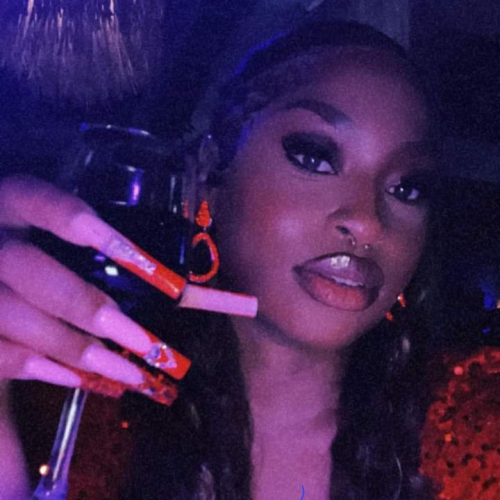 Niceteenia b. profile photo