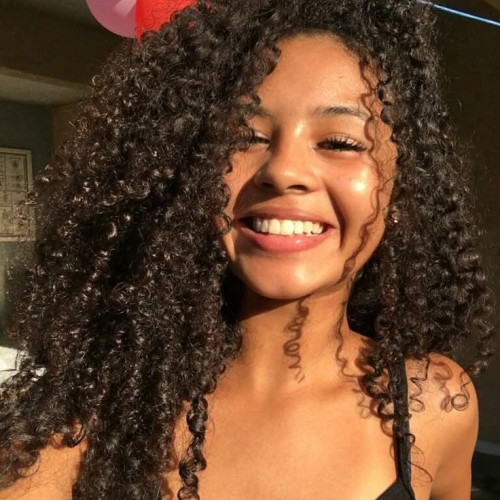 flora  b. profile photo