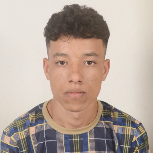 Yassine  E.