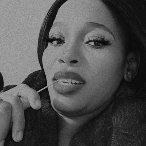 Zanele  M.