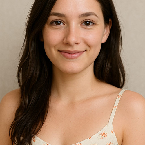 lucia j. profile photo
