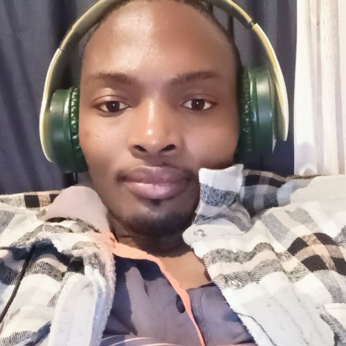 Luvo M. profile photo