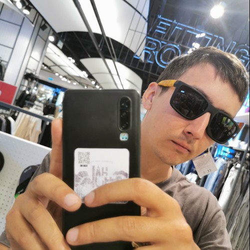 Seb V.
