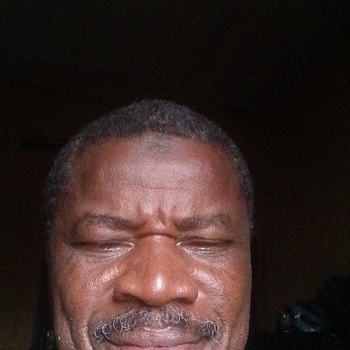 Tunde  B.