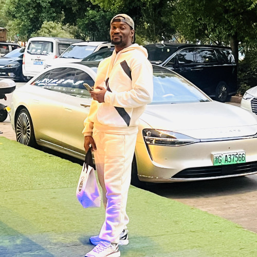 Dash K. profile photo