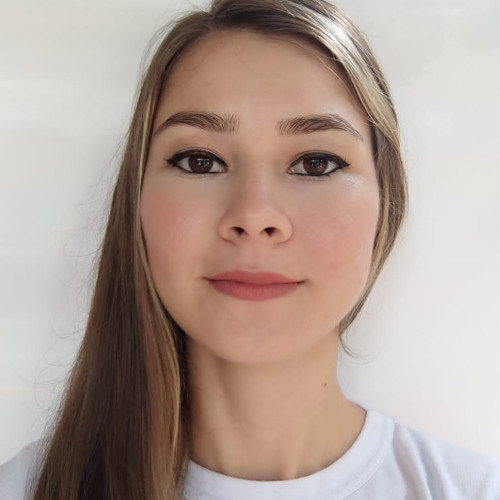 Mayra  A.