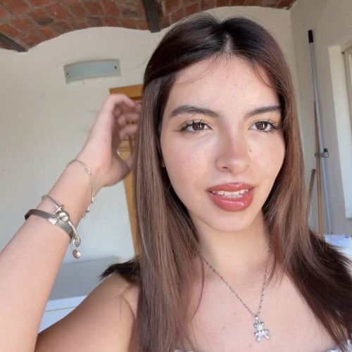 Leonila X. profile photo