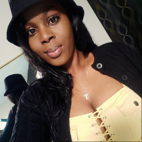 Roxanne T. profile photo