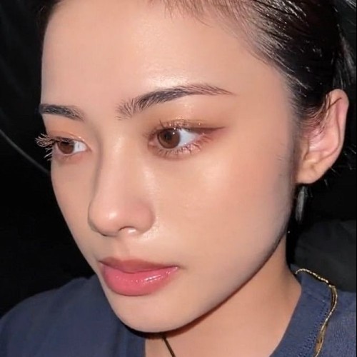 Linn K. profile photo