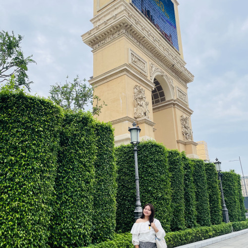 Joy V. profile photo