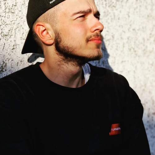 Niks A.