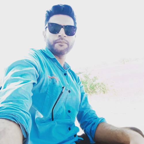 Farhad A.