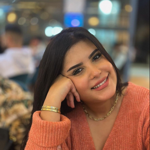 Naïma  L. profile photo