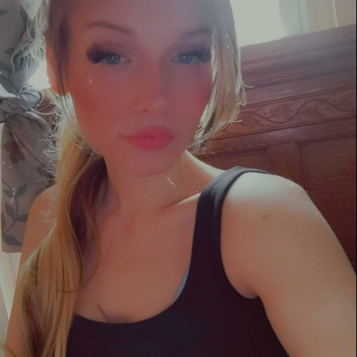 mela m. profile photo