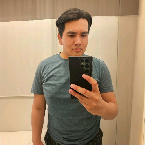 Adonis V. profile photo