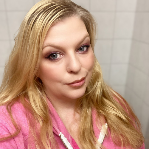 Ramona J. profile photo