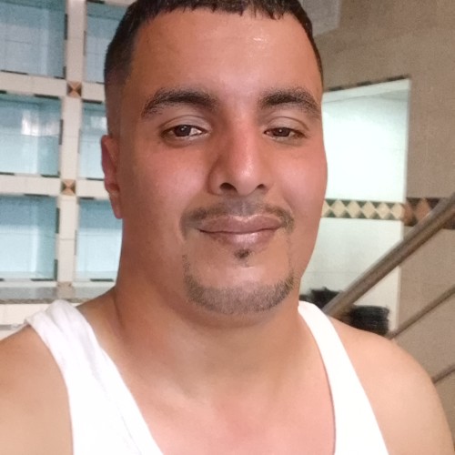 Hicham  M.