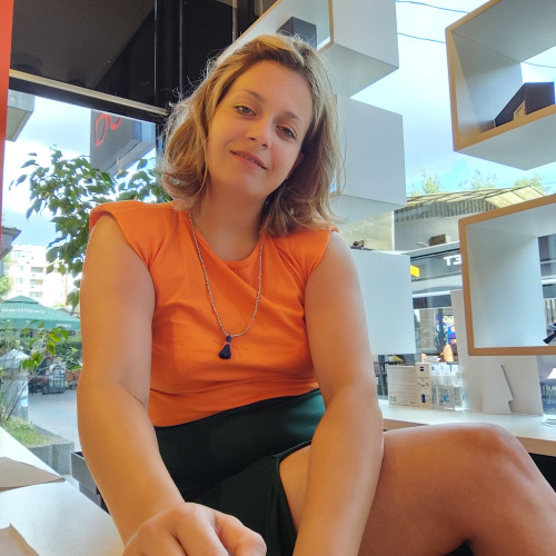 Emili L.