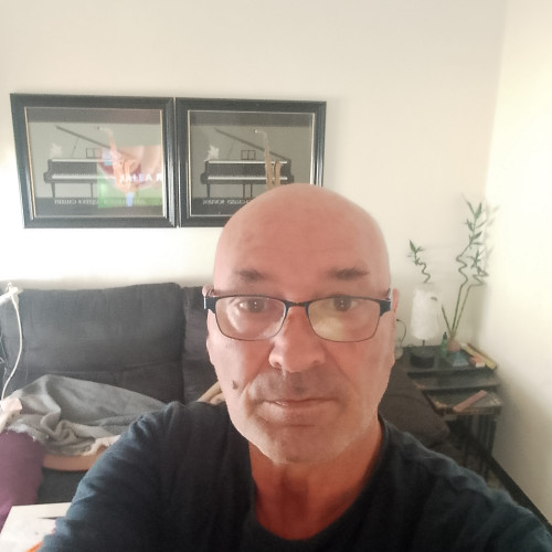 Carlos  s. profile photo
