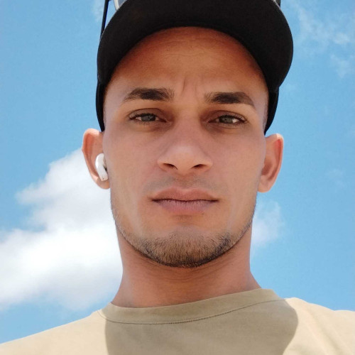 yosbel c. profile photo