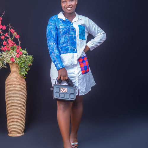 Favour b.