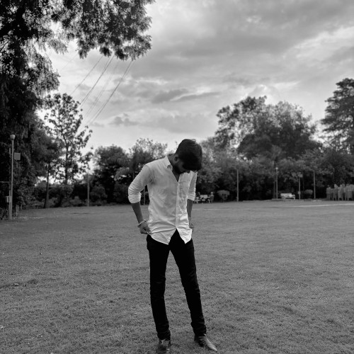 yash m. profile photo