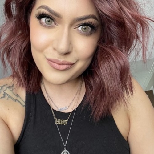 Natalie J. profile photo