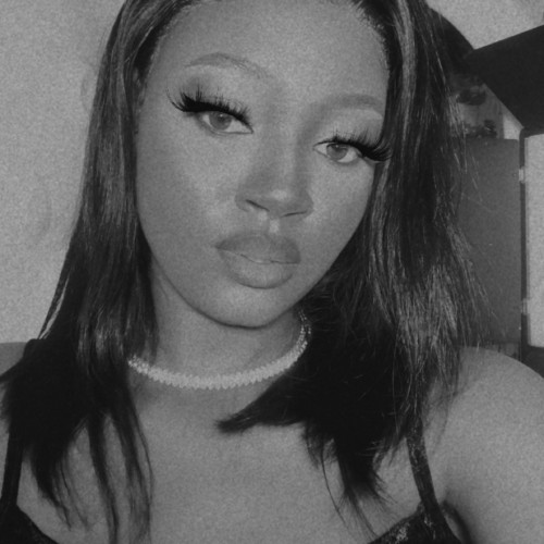 Queen M. profile photo