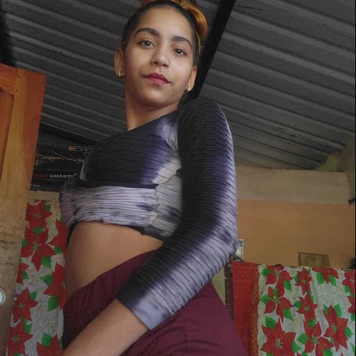 yanela l. profile photo