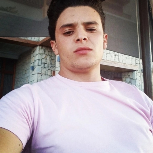 Younes H. profile photo