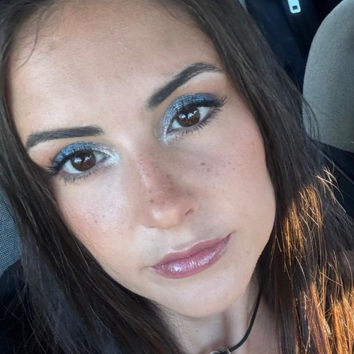 Iris G. profile photo