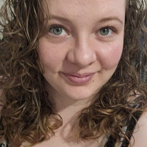 Jewelia M. profile photo