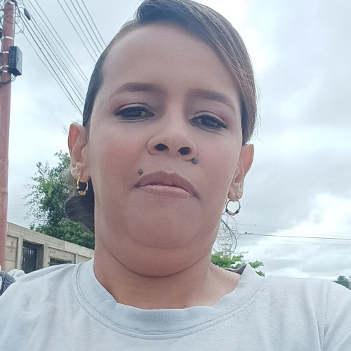 Angeline  V. profile photo
