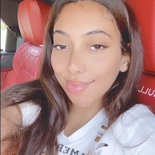 Malu B.